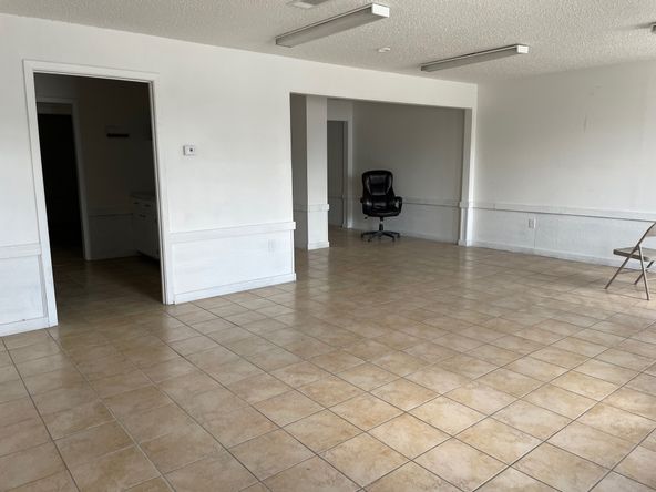 Dock High Warehouse With Office For Lease: 3504 Cypress Ave, Saint Gabriel, LA 70776